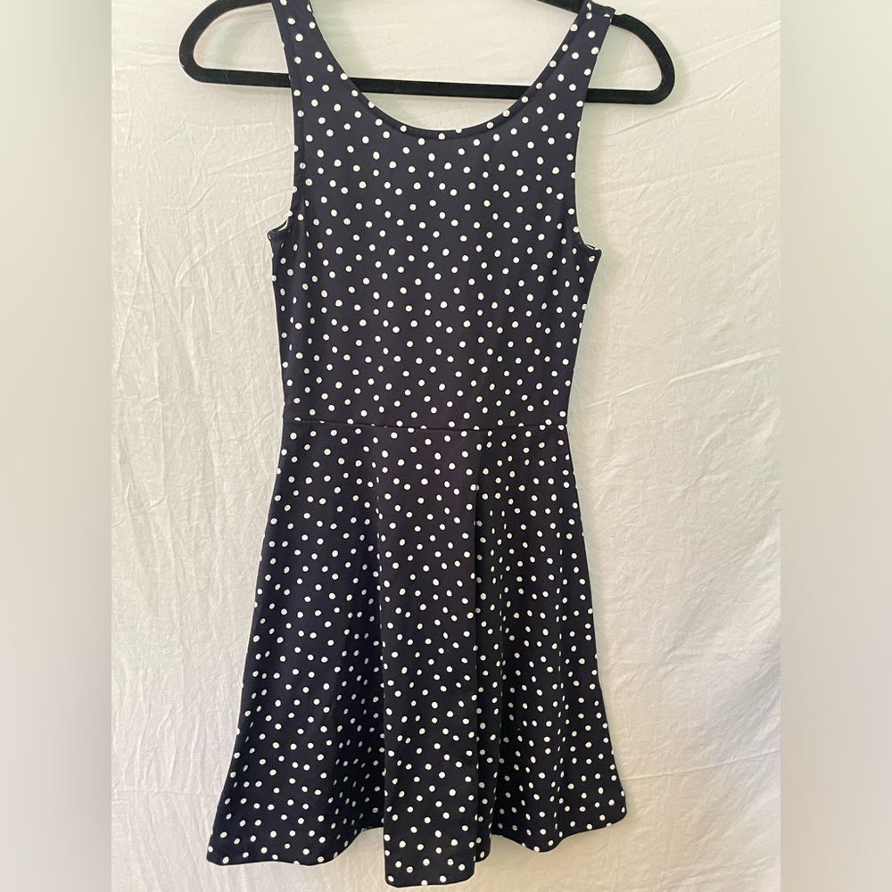 [Divided/ h&m] women’s navy blue white polka dot skater dress size 4
